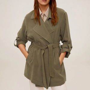Mango Belt flowy trench in Green - Size S